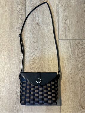 Longaberger To Go Medium Buckle Black Crossbody Woven Basket Purse